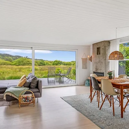 Mintha - 400m From The Sea By Interhome